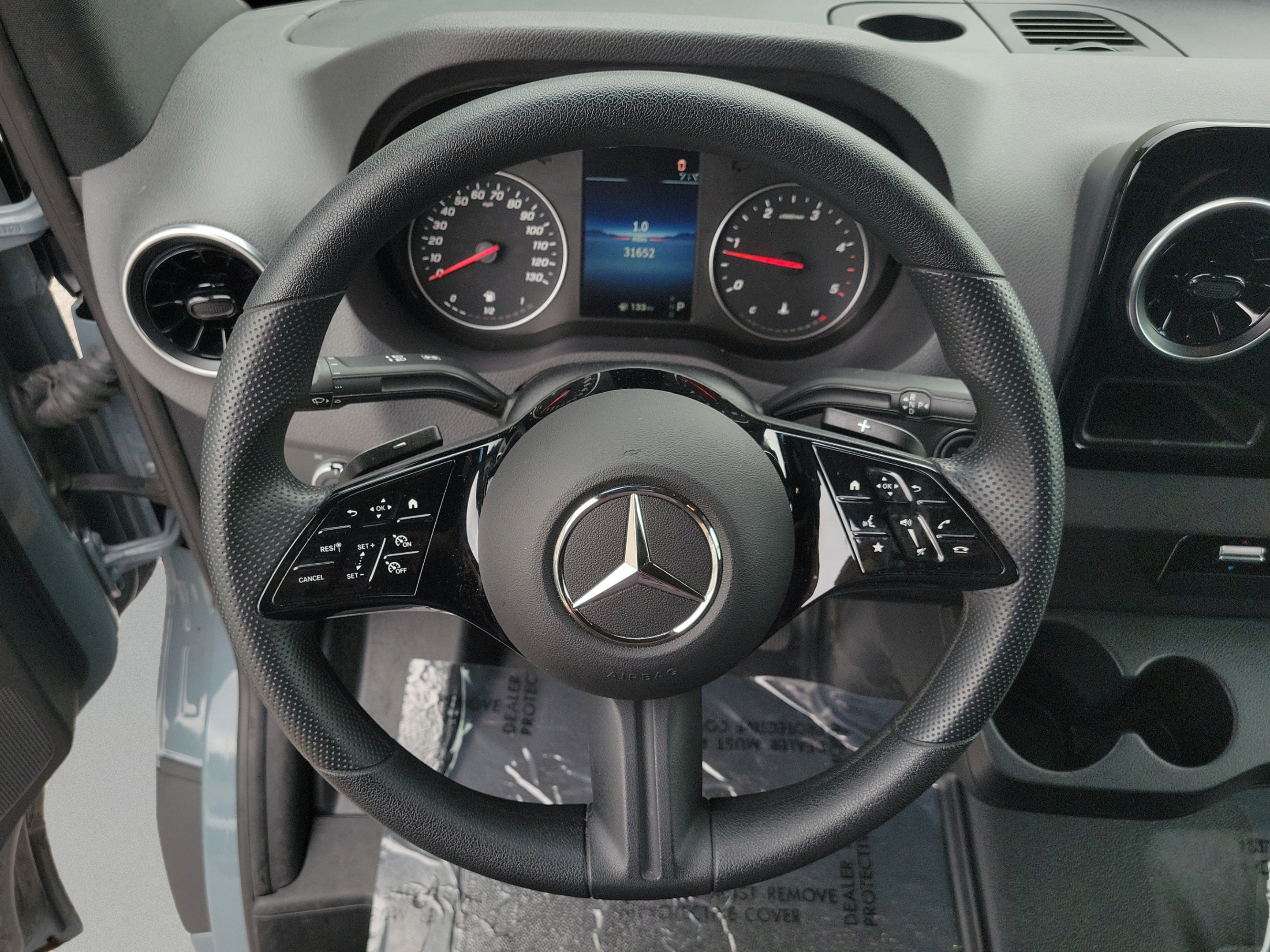 Used 2025 Mercedes-Benz Sprinter 2500 image 18