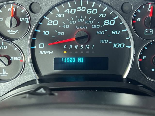 Used 2024 Chevrolet Express 2500 w/ Driver Convenience Package image 12