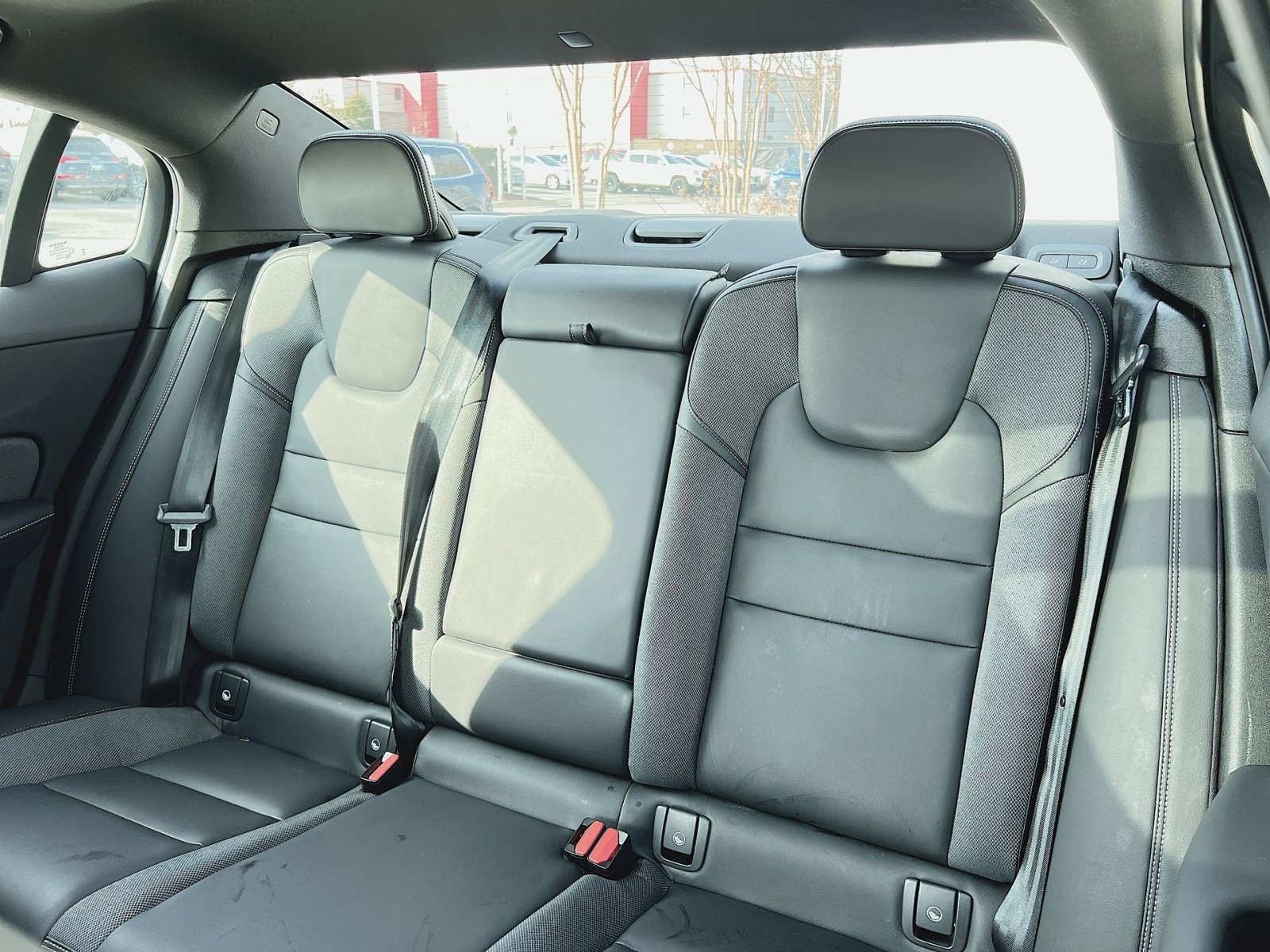 Used 2024 Volvo S60 B5 Plus w/ Climate Package image 25