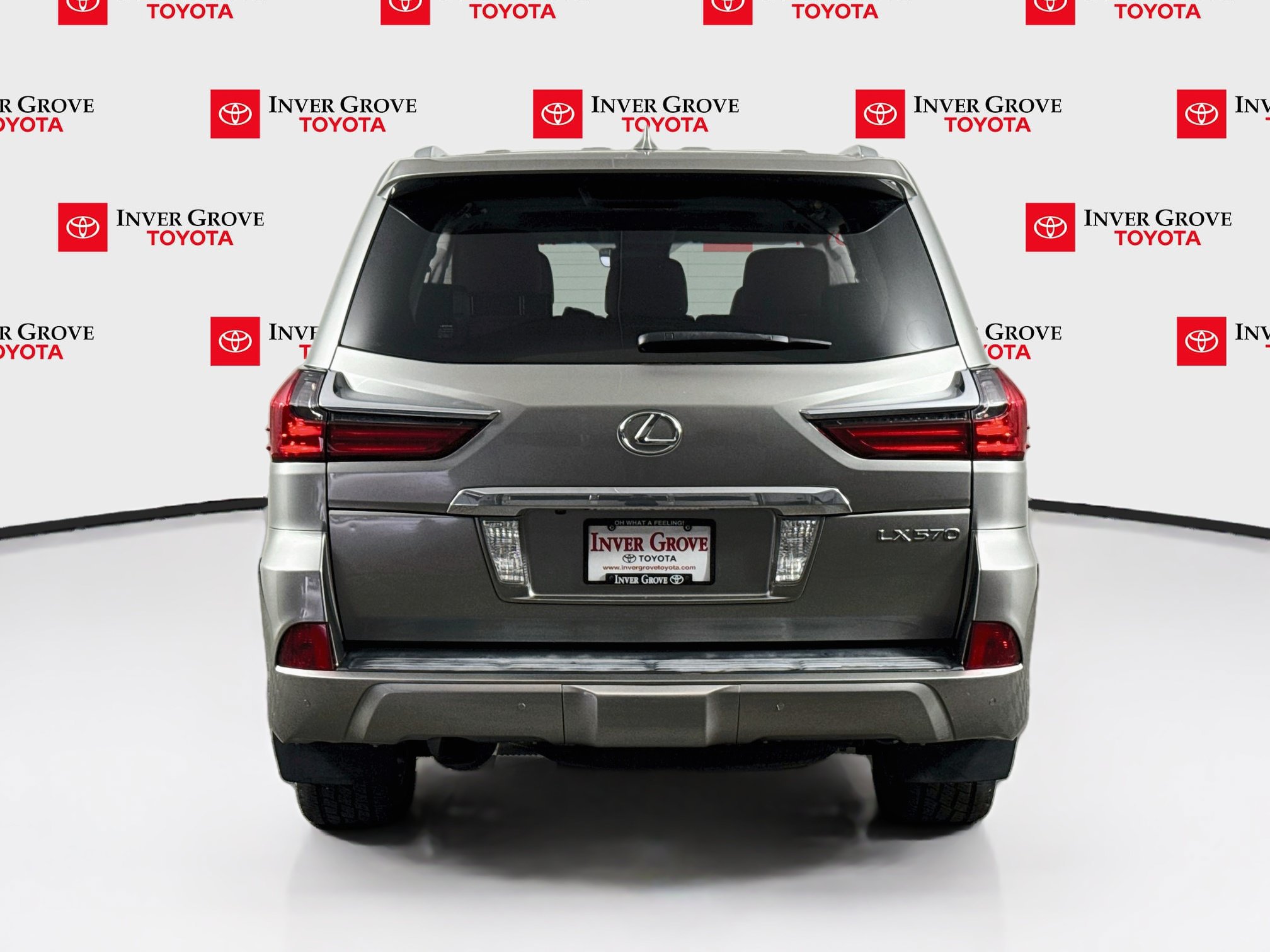 Used 2017 Lexus LX 570 4WD w/ Luxury Package image 6