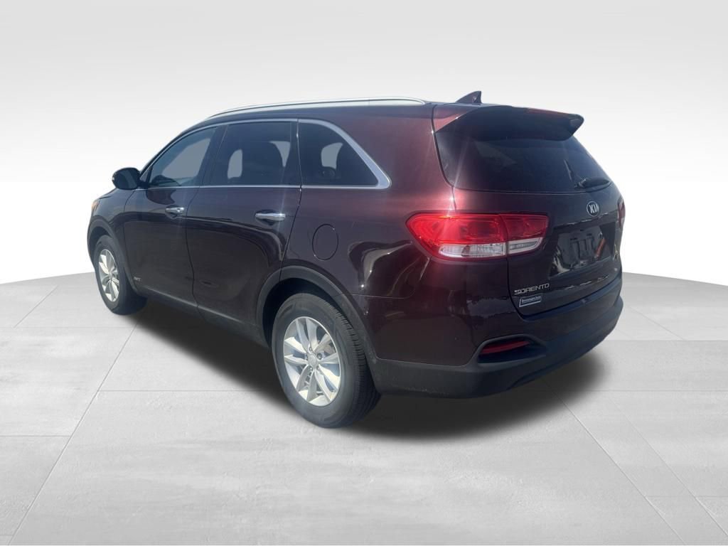 Used 2016 Kia Sorento AWD w/ LX Convenience Package image 5