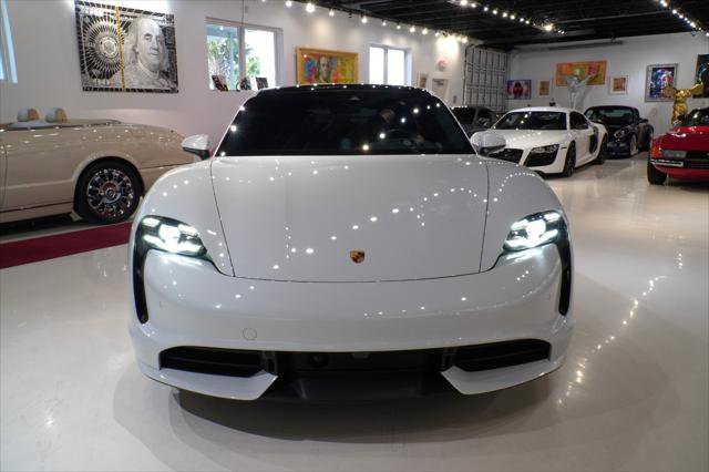 Used 2024 Porsche Taycan Turbo image 3