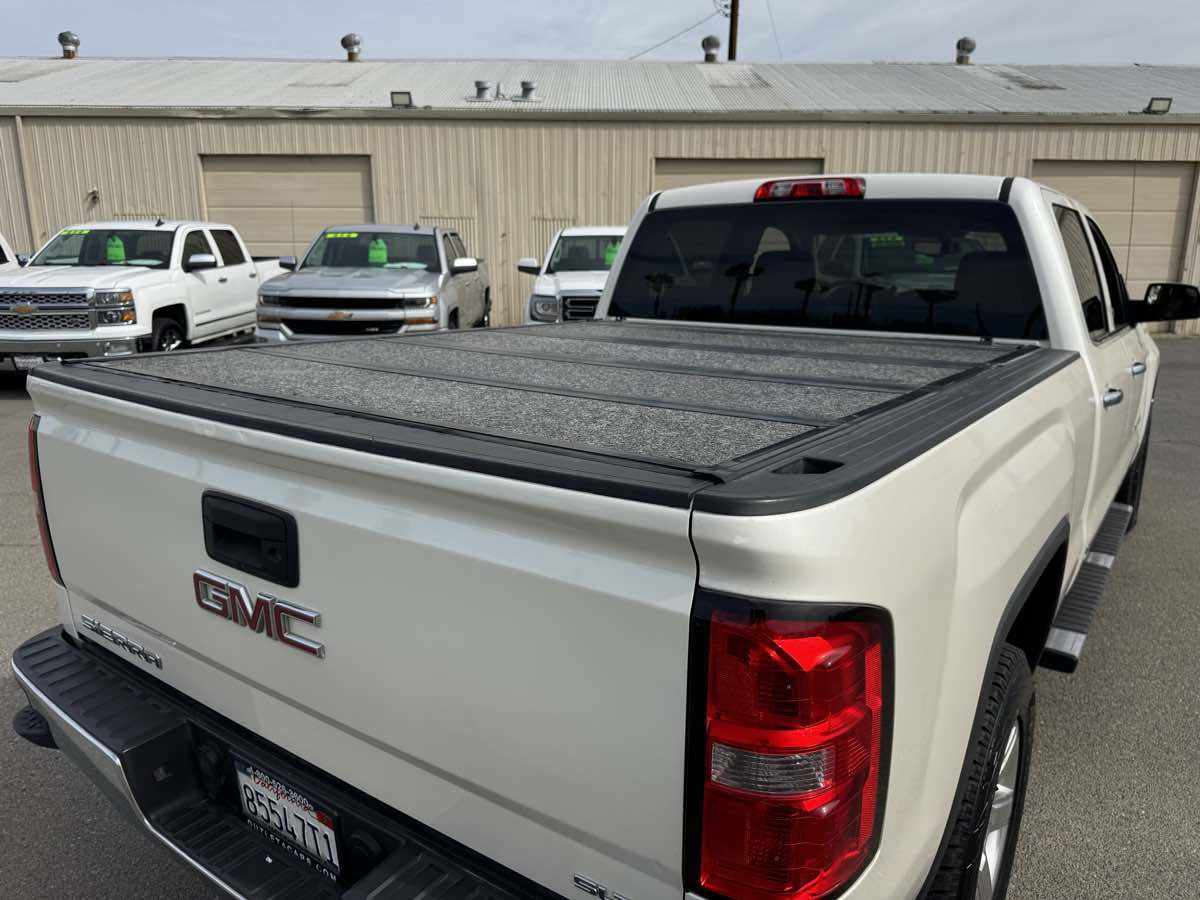 Used 2015 GMC Sierra 1500 SLT w/ Suspension Package, Off-Road image 10