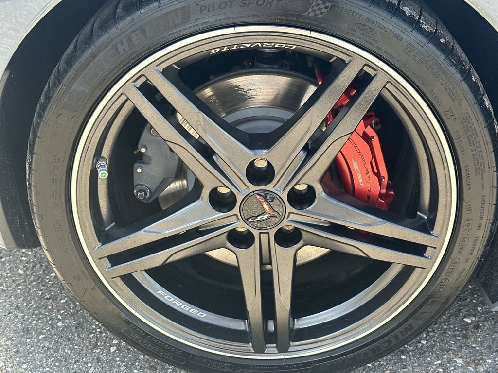 Used 2025 Chevrolet Corvette Stingray Premium Conv w/ Z51 Performance Package RWD image 23