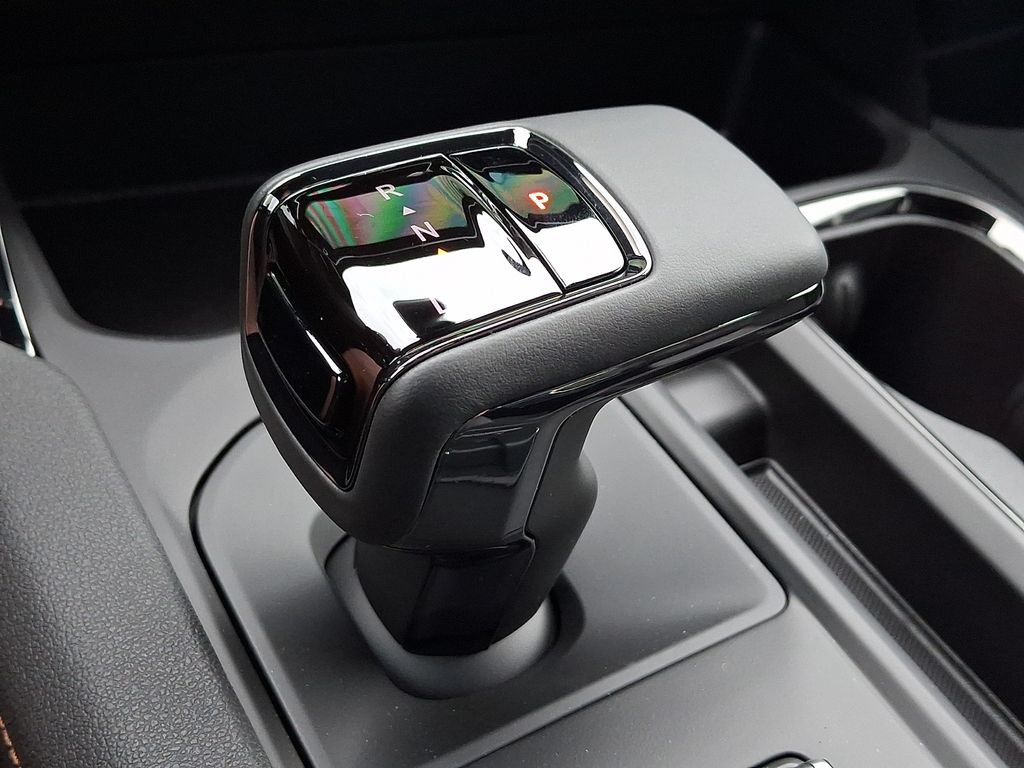New 2026 GMC Sierra 1500 AT4 w/ AT4 Premium Package AWD/4WD image 8