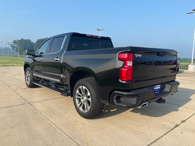 Used 2024 Chevrolet Silverado 1500 High Country w/ Technology Package AWD/4WD image 6