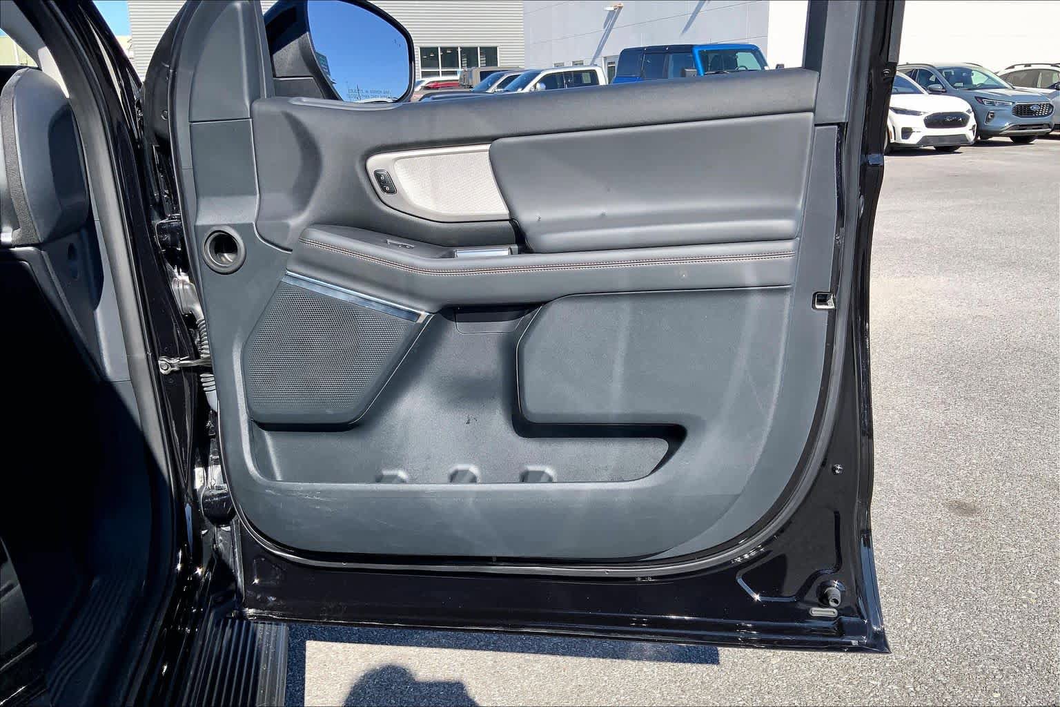 Certified 2025 Ford Expedition Active RWD image 24