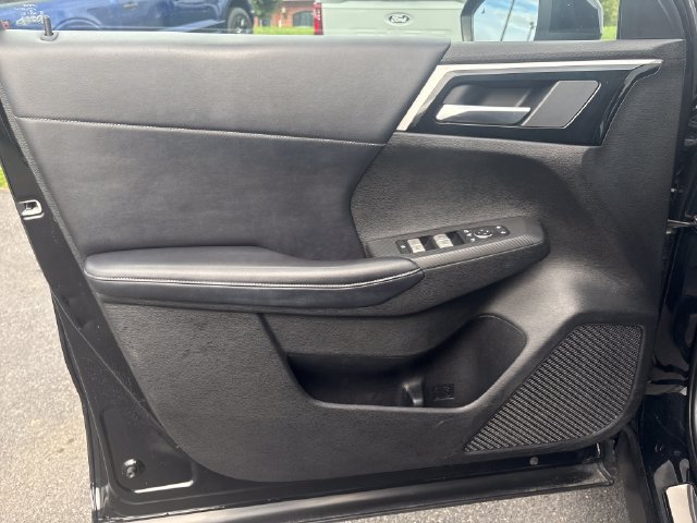 Used 2023 Mitsubishi Outlander SE AWD/4WD image 20