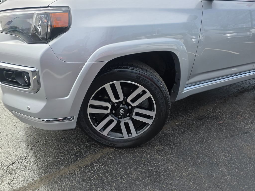 Used 2021 Toyota 4Runner Limited image 2