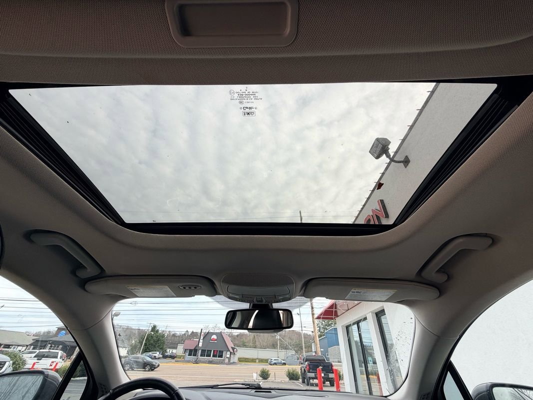 Used 2016 Ford Fusion Titanium AWD/4WD image 21