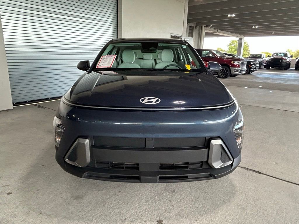 Used 2024 Hyundai Kona SE image 8