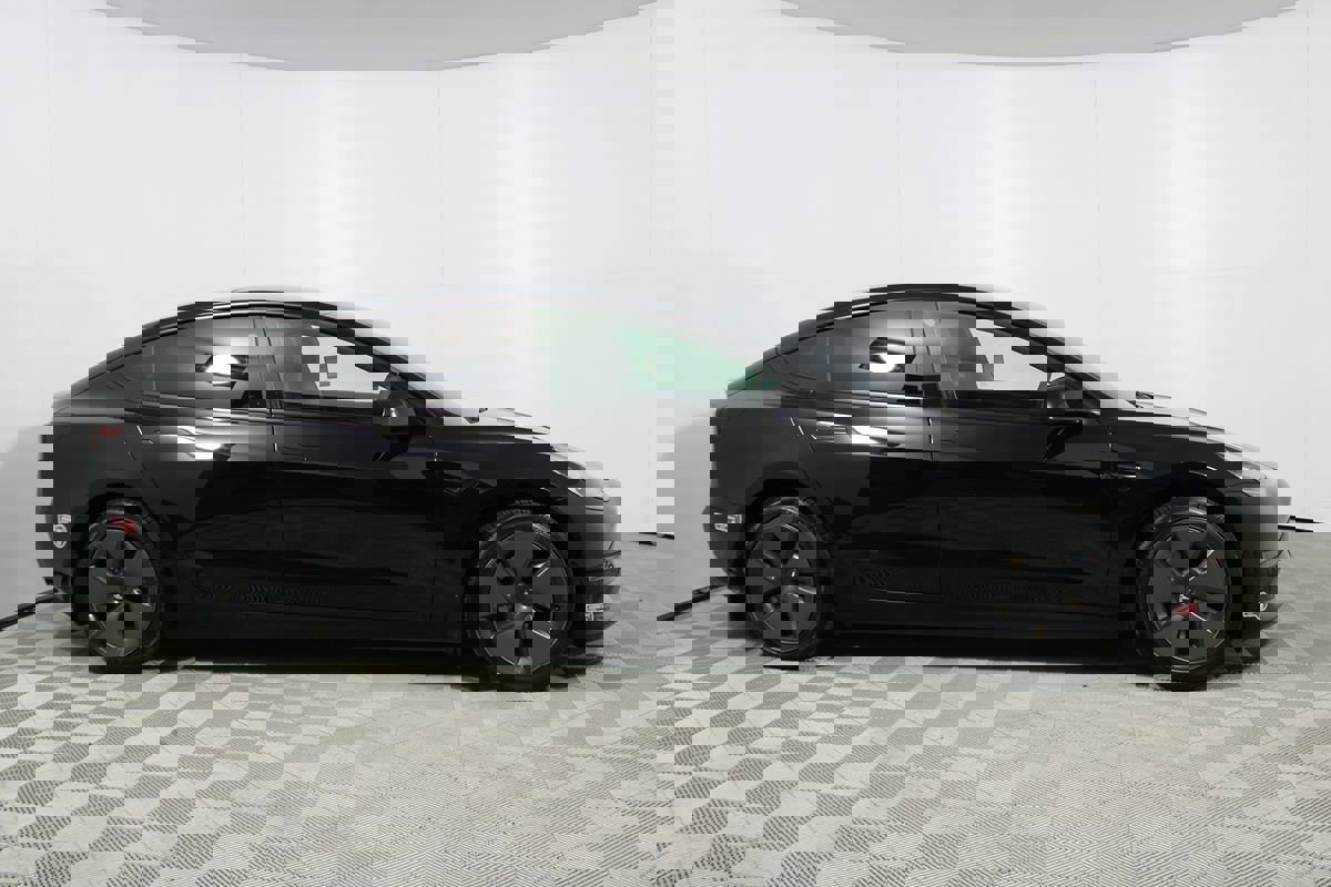 Used 2022 Tesla Model 3 Long Range image 36