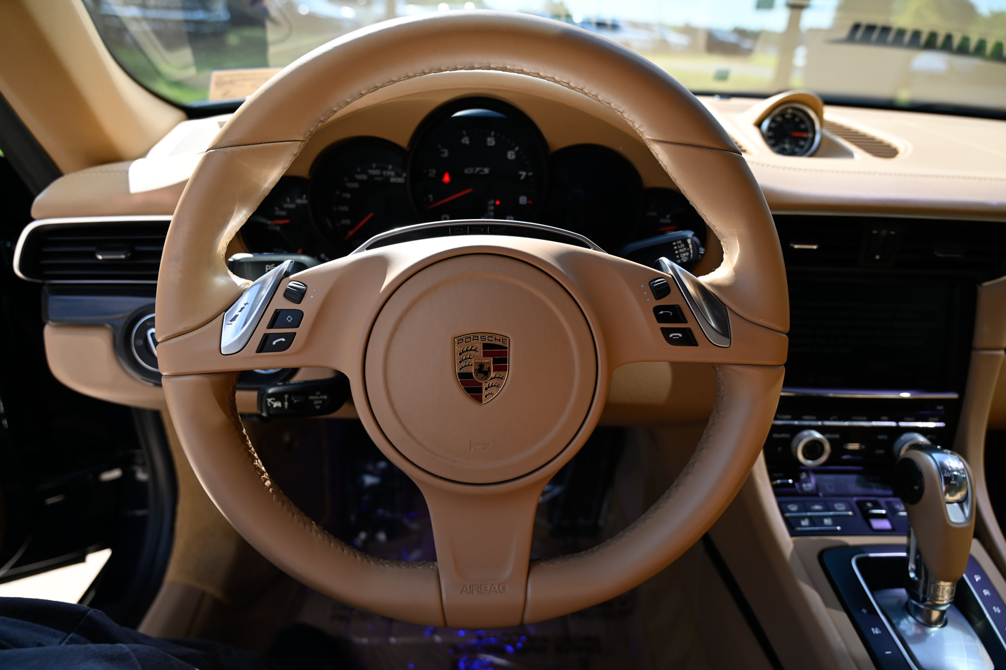 Used 2016 Porsche 911 Carrera GTS RWD image 25