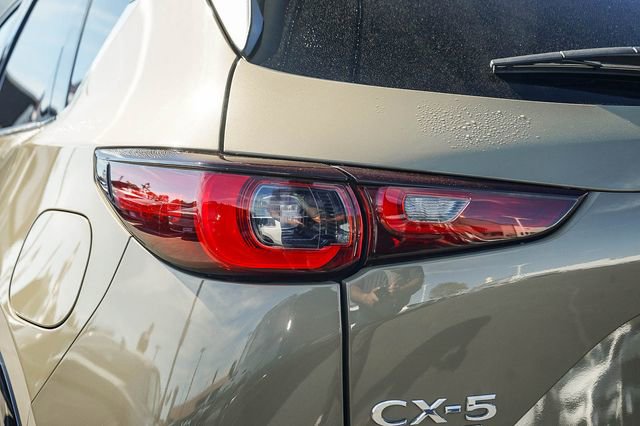 Used 2024 MAZDA CX-5 Carbon Edition image 9