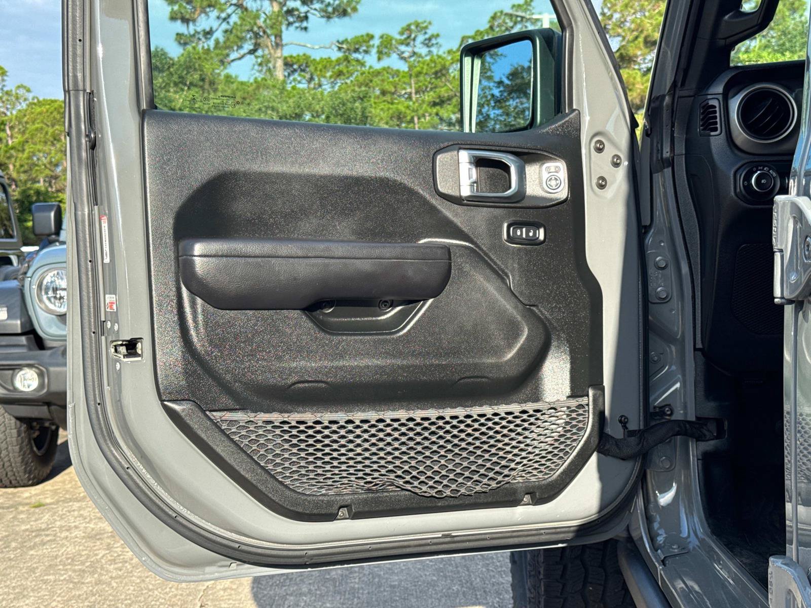 Used 2021 Jeep Wrangler Unlimited Sport AWD/4WD image 16