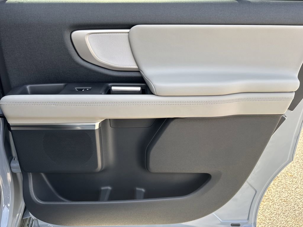 New 2026 Ford Expedition Max Active RWD image 16