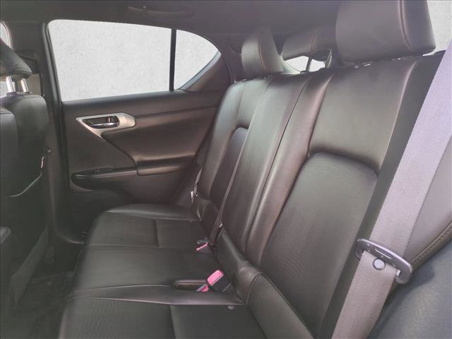 Used 2012 Lexus CT 200h Premium image 18