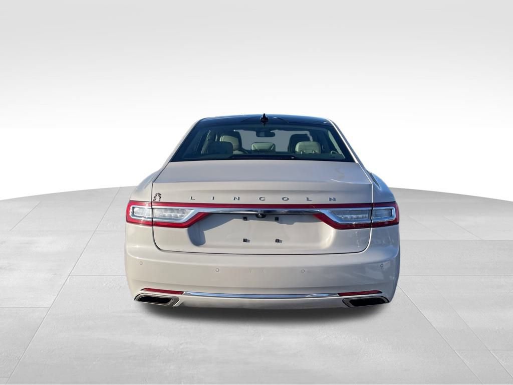 Used 2020 Lincoln Continental Standard w/ Premium Package image 4