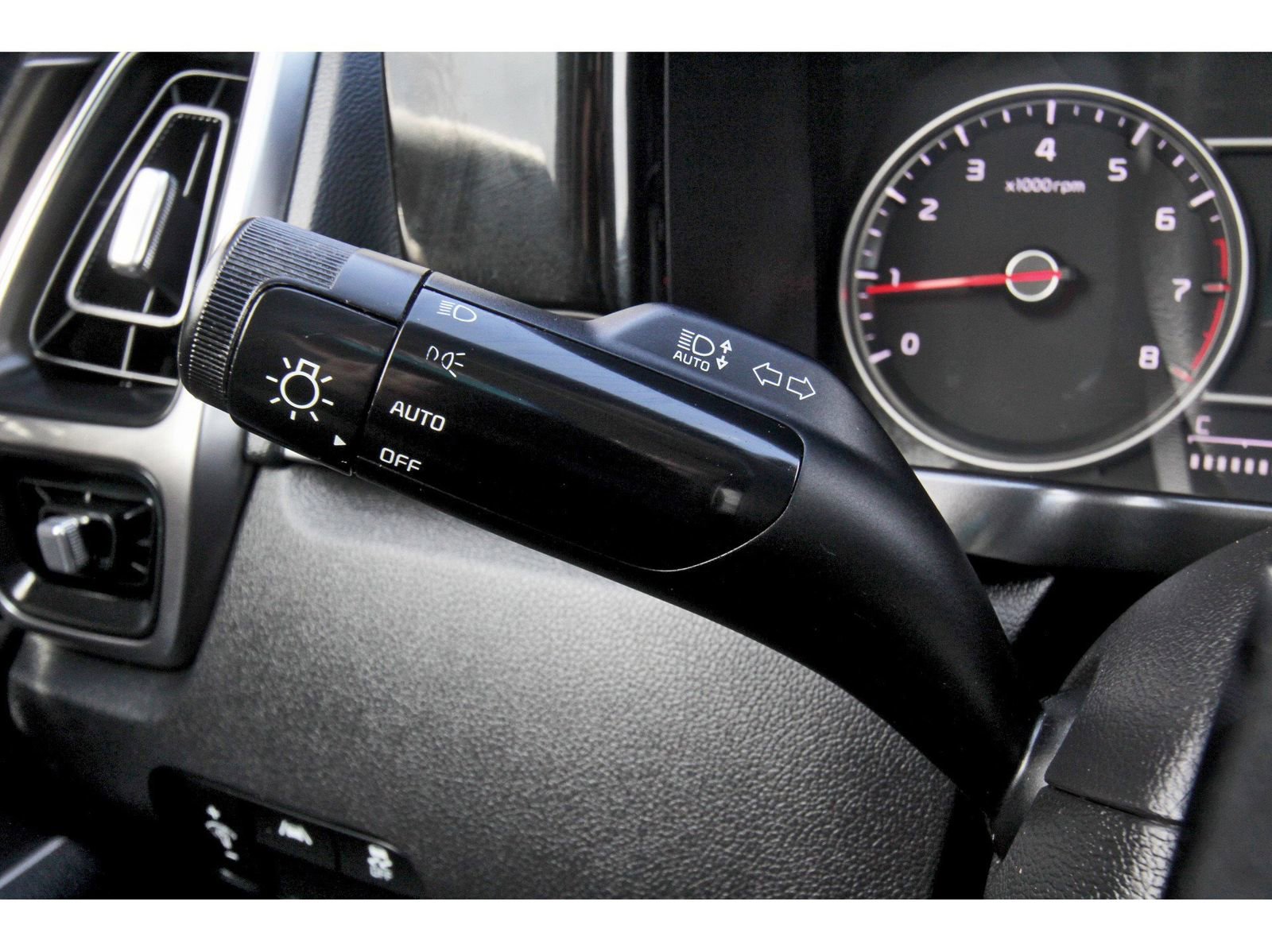 Used 2021 Kia Sorento LX image 20