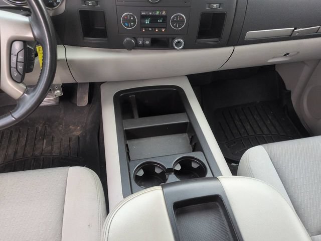 Used 2011 Chevrolet Silverado 2500 LT w/ Interior Plus Package RWD image 19