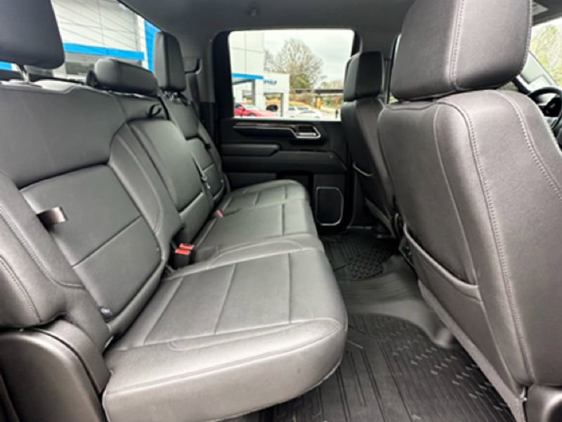 Used 2024 Chevrolet Silverado 2500 LTZ image 22