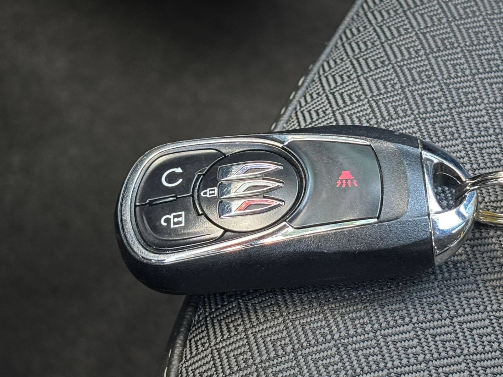 Used 2025 Buick Encore GX Preferred AWD/4WD image 20