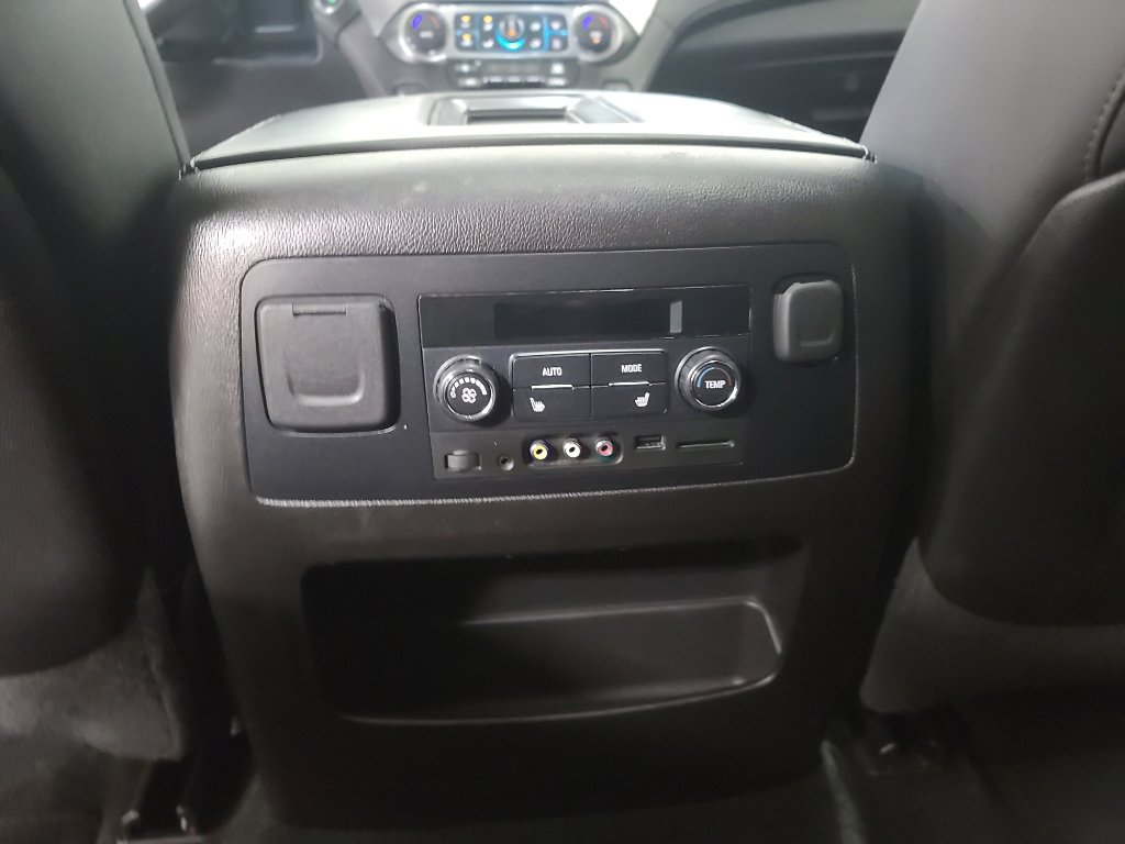 Used 2015 Chevrolet Tahoe LTZ AWD/4WD image 16