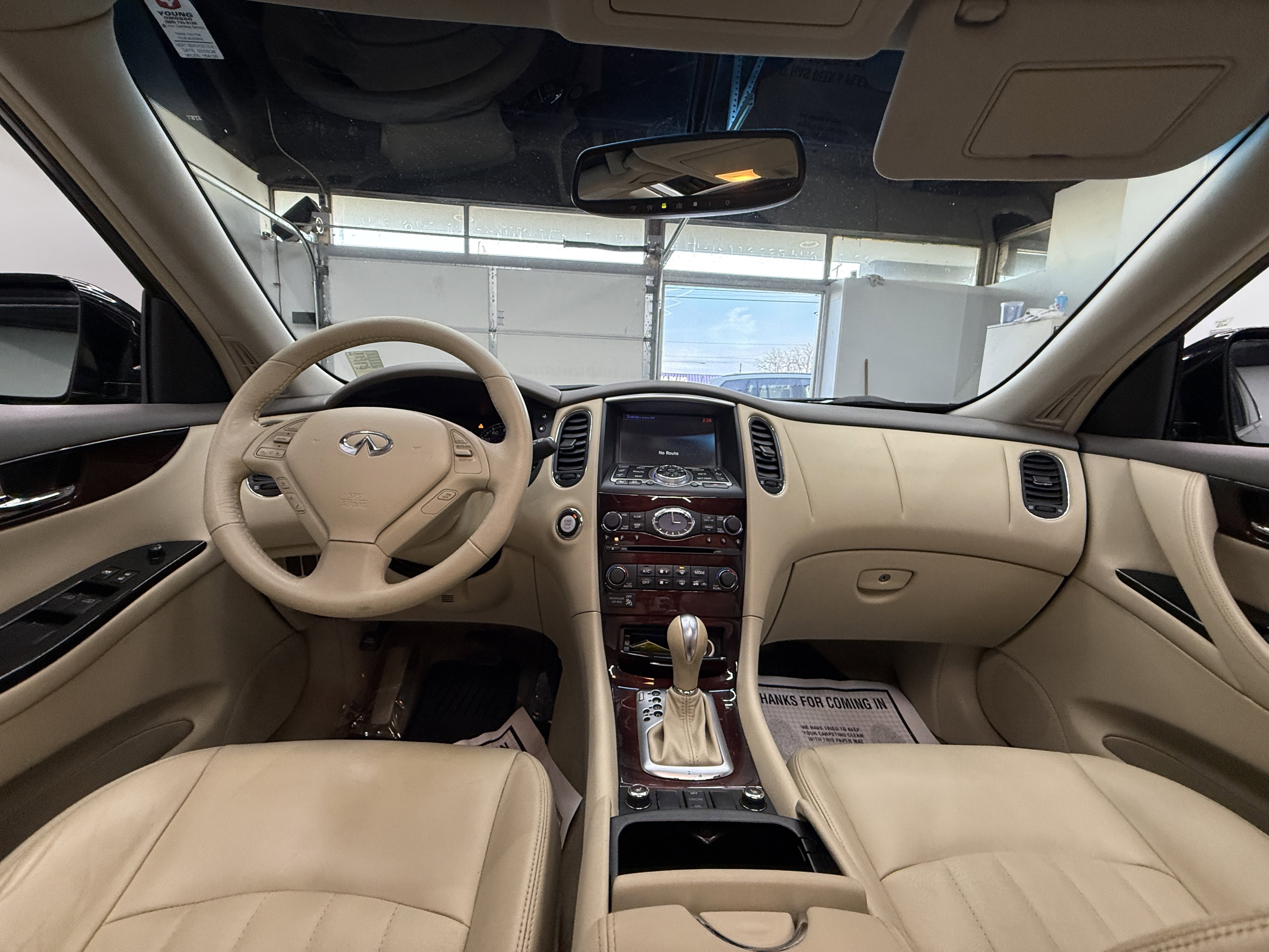 Used 2015 INFINITI QX50 Journey w/ Premium Package image 13