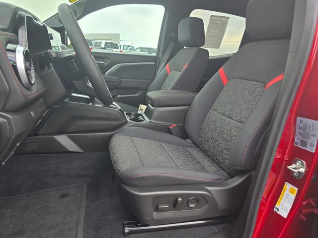 Used 2025 Chevrolet Colorado Z71 w/ Midnight Edition AWD/4WD image 20