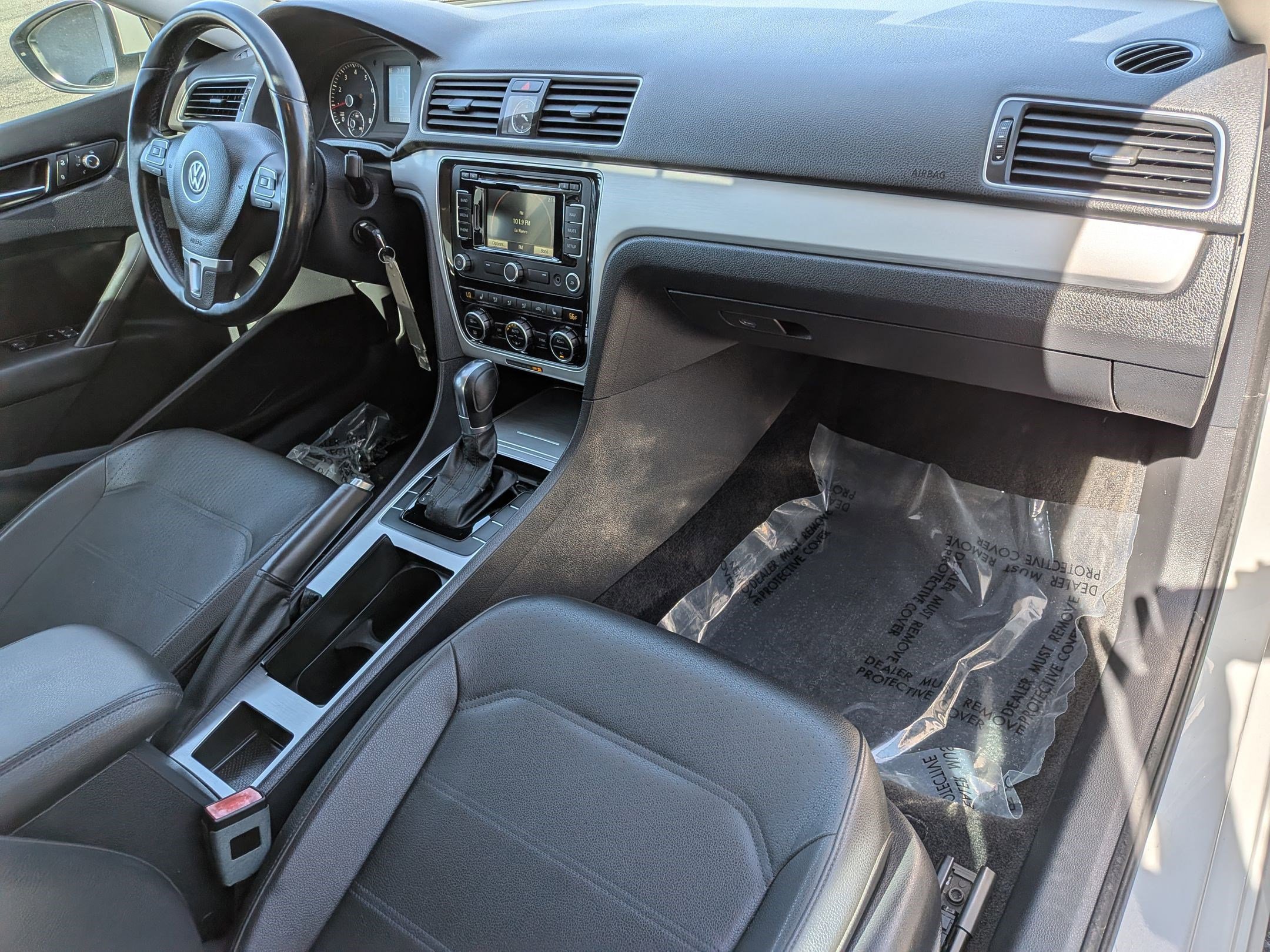 Used 2012 Volkswagen Passat 2.5 SE image 26