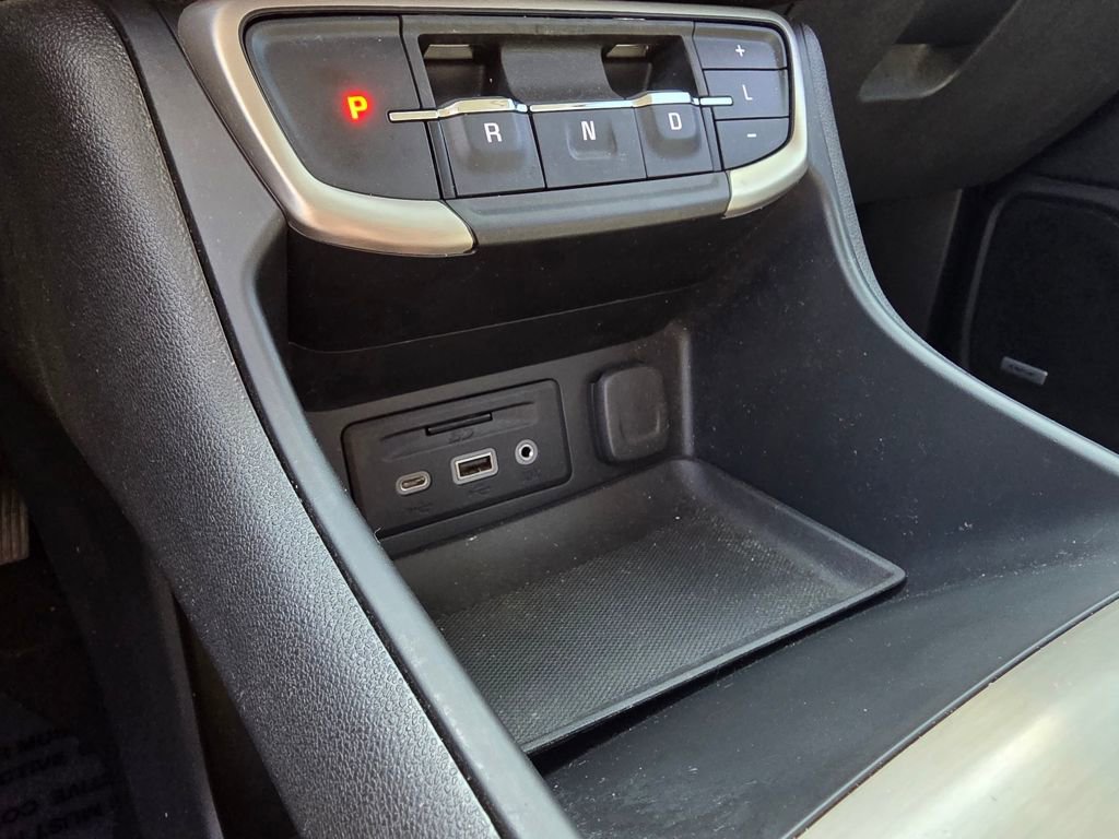 Used 2022 GMC Terrain Denali image 18