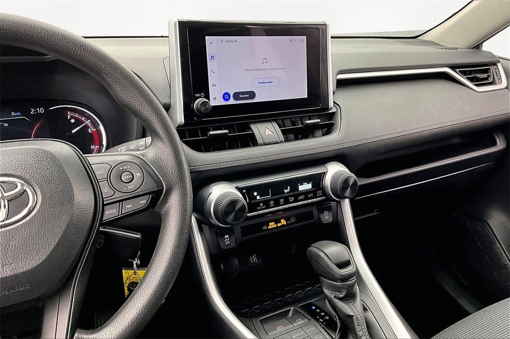 Used 2024 Toyota RAV4 LE image 6