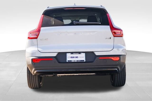 New 2026 Volvo XC40 B5 Plus w/ Protection Package Premier image 5