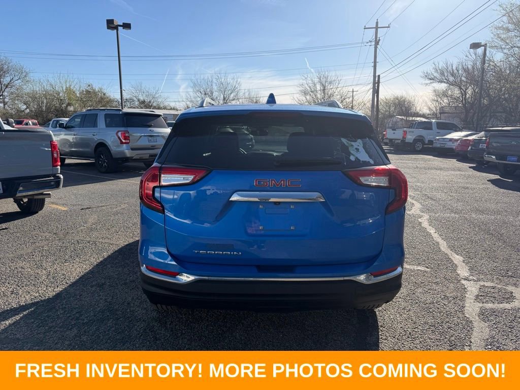 Used 2024 GMC Terrain SLT image 5
