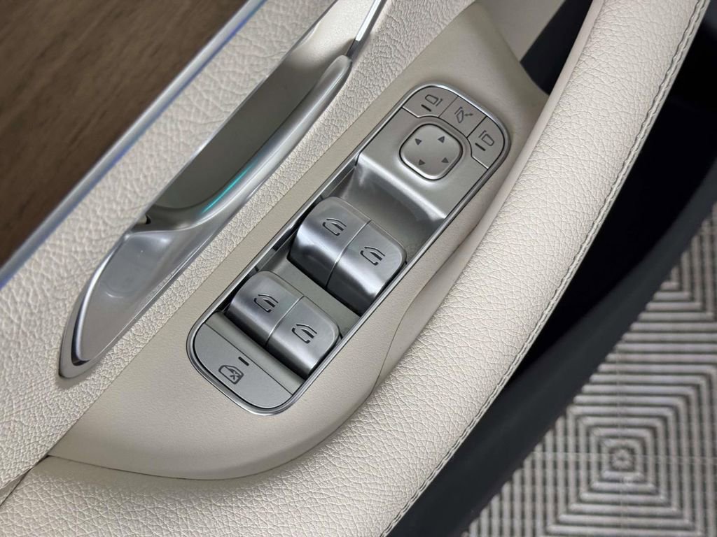 Used 2023 Mercedes-Benz GLE 450 4MATIC image 18