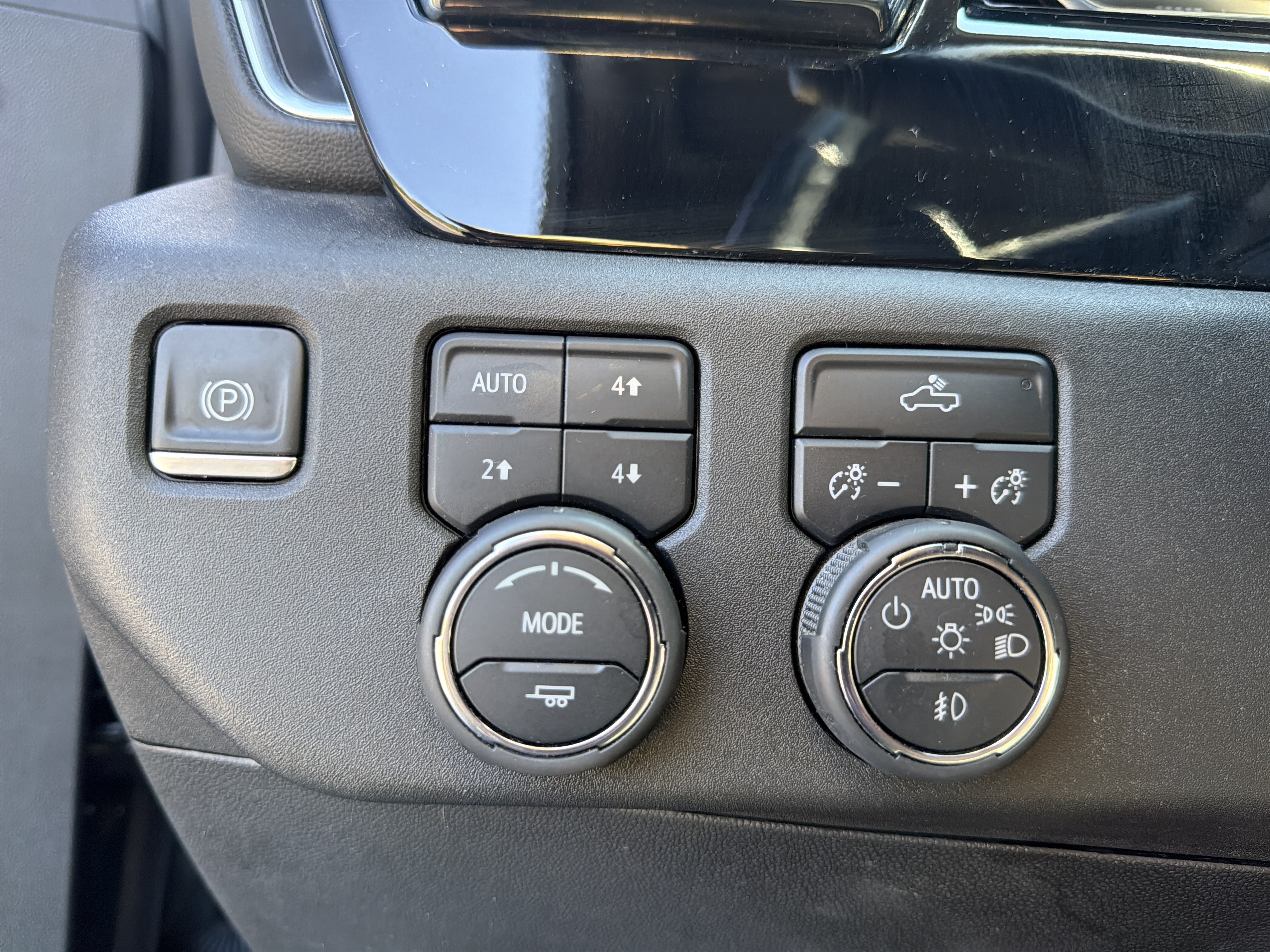 Used 2024 Chevrolet Silverado 1500 RST w/ Convenience Package II AWD/4WD image 58