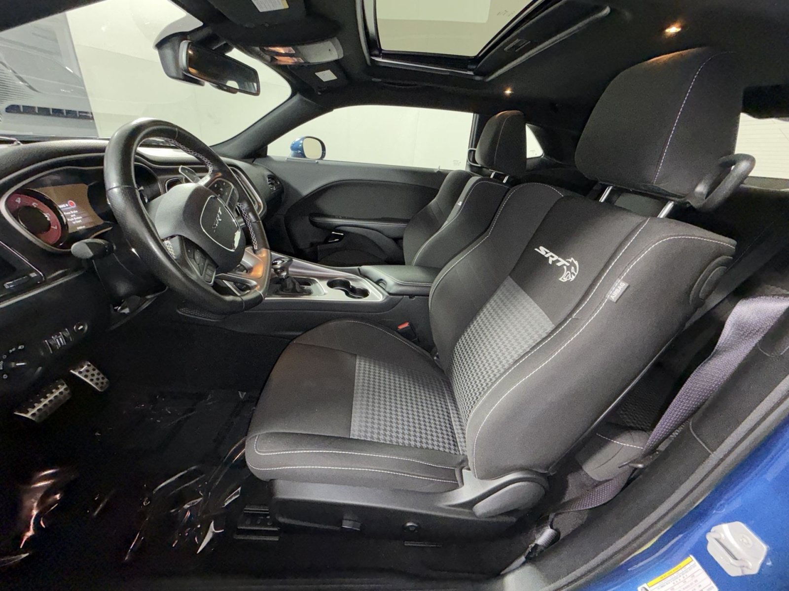 Used 2020 Dodge Challenger SRT Hellcat RWD image 13