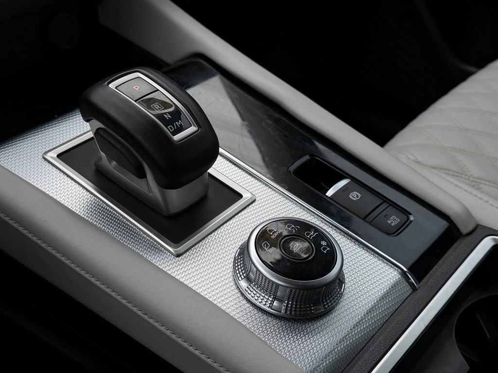 Used 2023 Mitsubishi Outlander SEL image 36