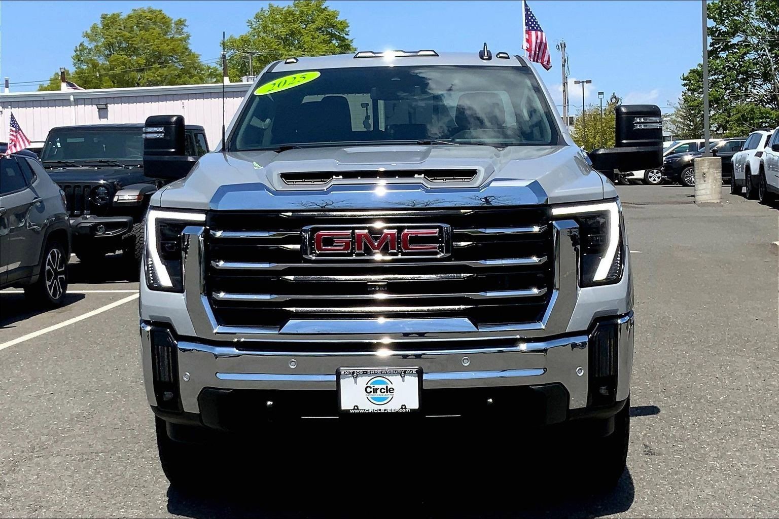 Used 2025 GMC Sierra 2500 SLE w/ SLE Value Package; AWD/4WD image 3