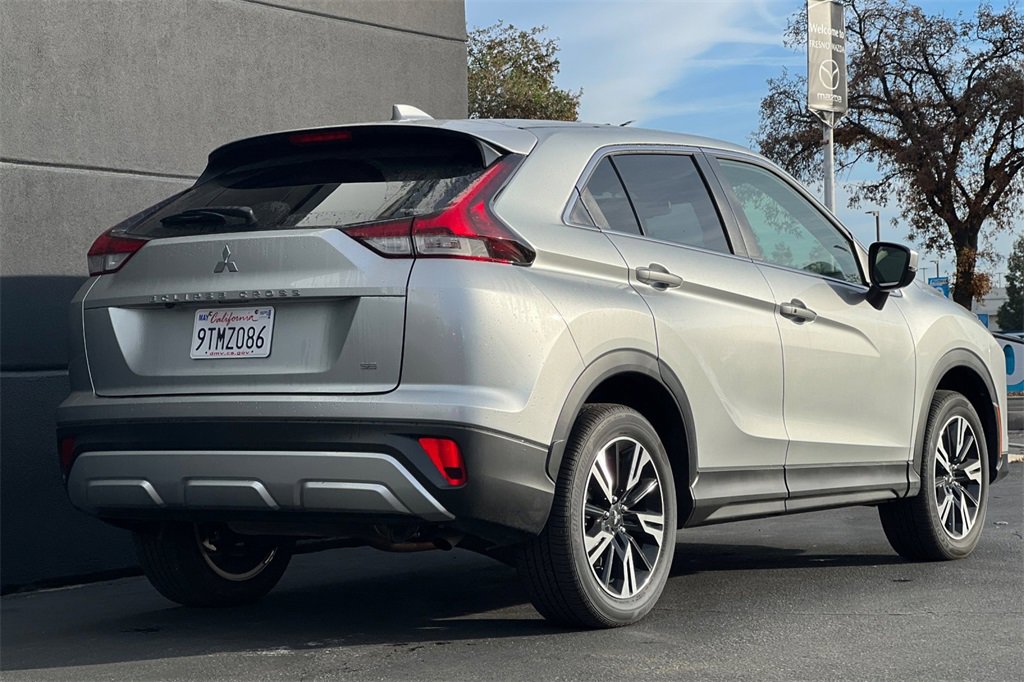 Used 2025 Mitsubishi Eclipse Cross Black Edition image 6
