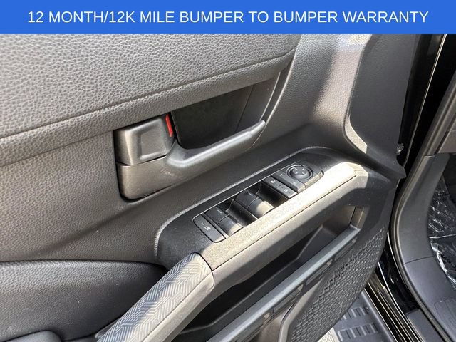 Used 2025 Toyota 4Runner SR5 AWD/4WD image 15