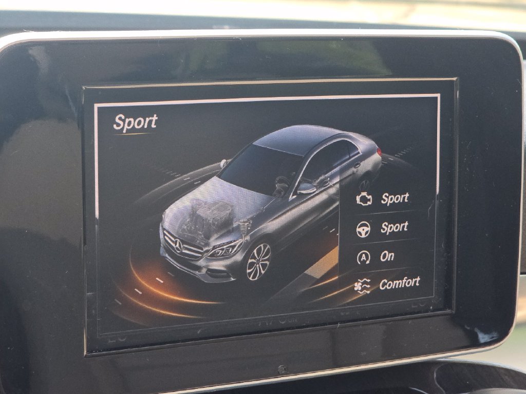 Used 2015 Mercedes-Benz C 300 4MATIC Sedan image 29