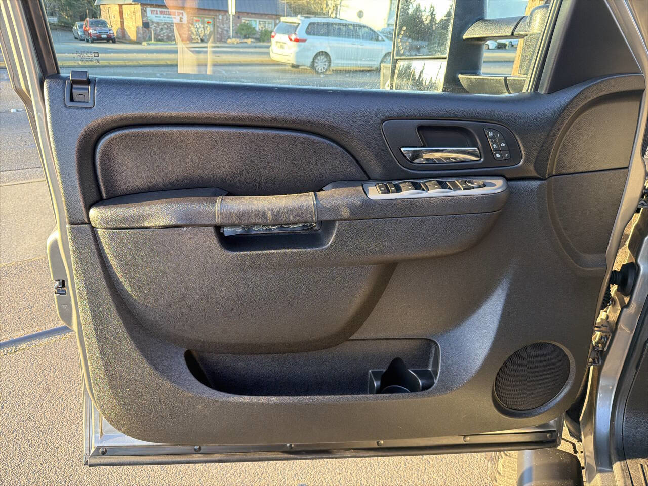 Used 2013 Chevrolet Silverado 2500 LTZ w/ LTZ Plus Package image 37