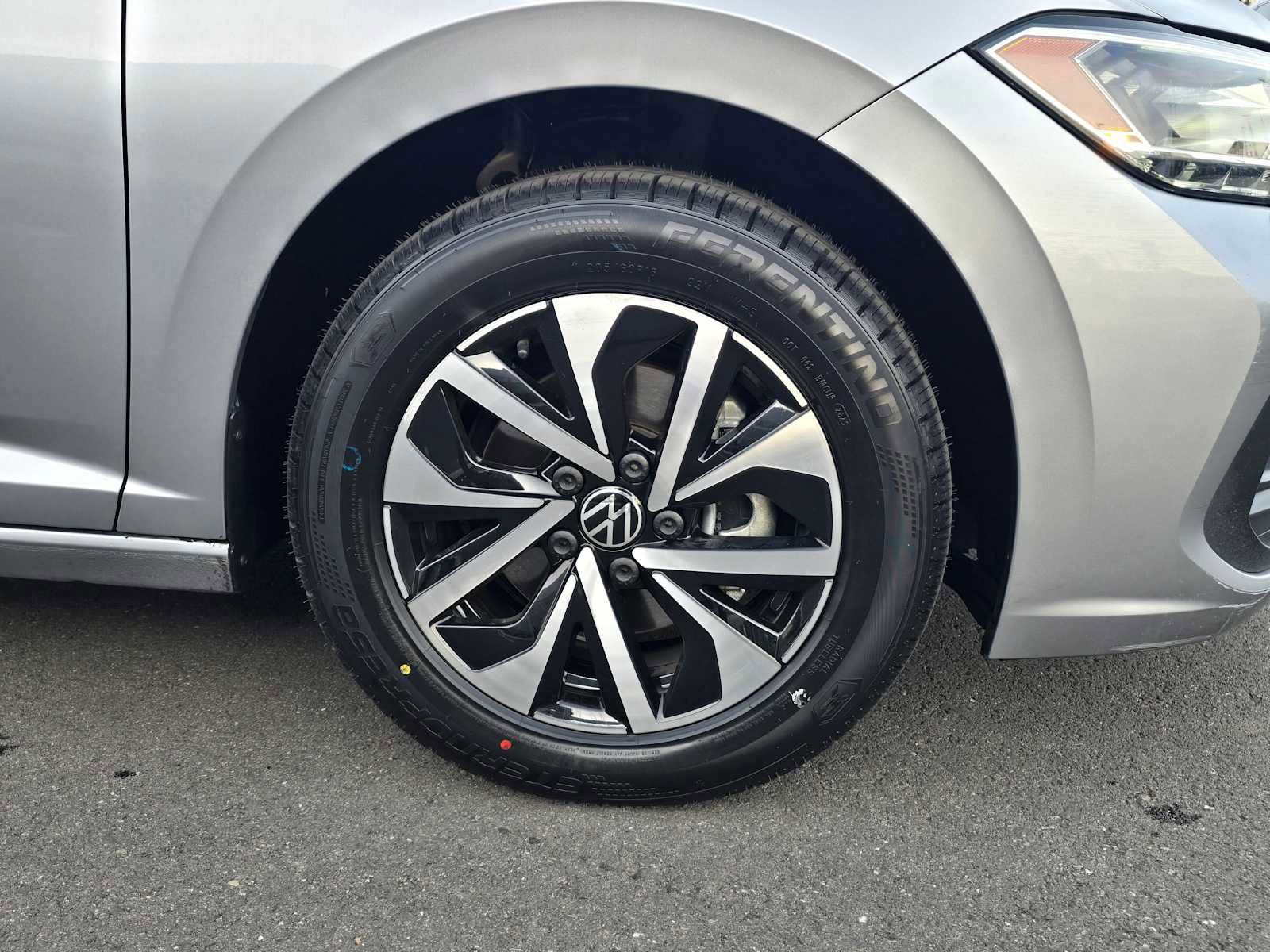 Used 2024 Volkswagen Jetta S image 9