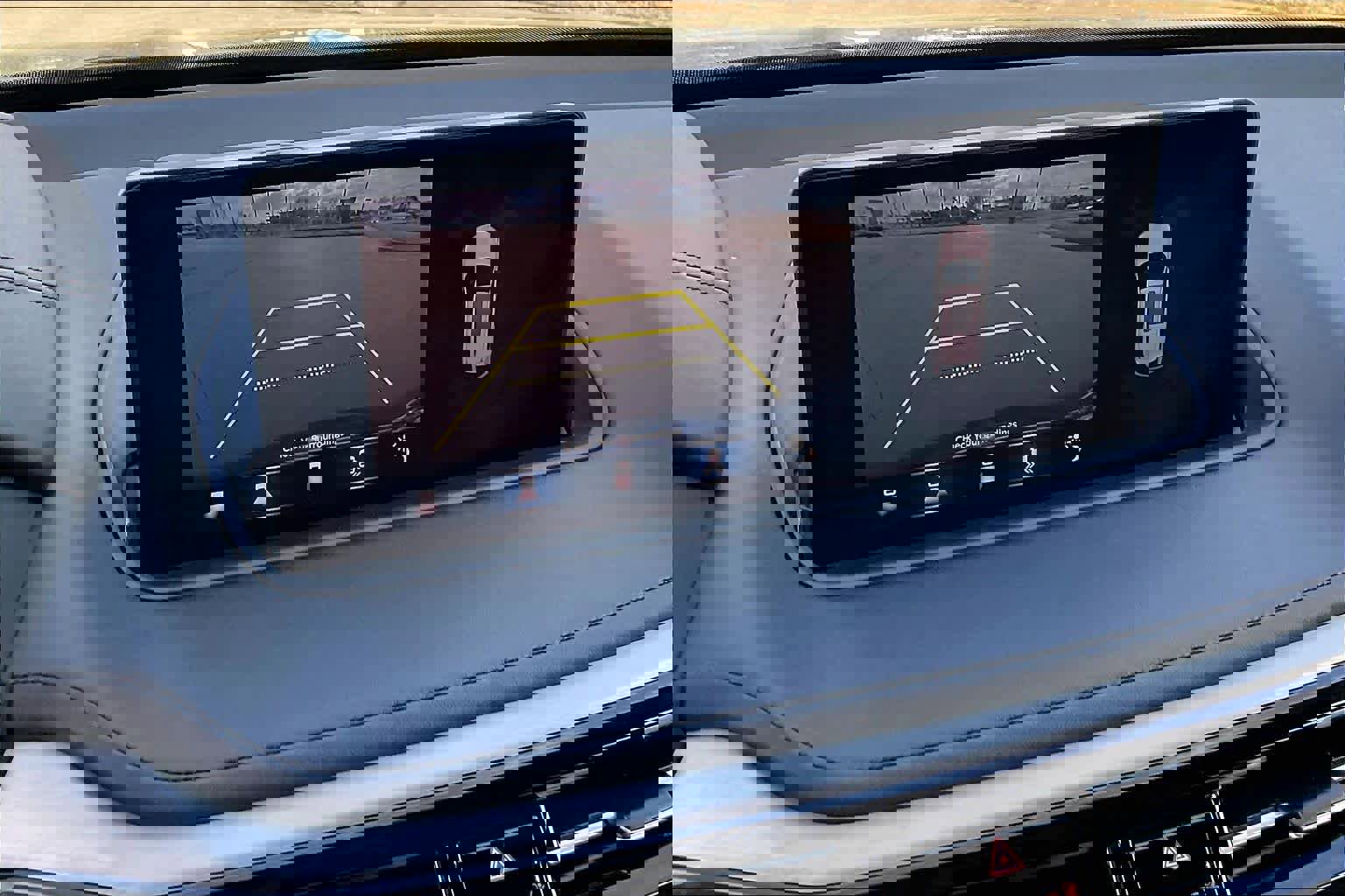 Used 2022 Acura MDX SH-AWD w/ Technology Package image 26