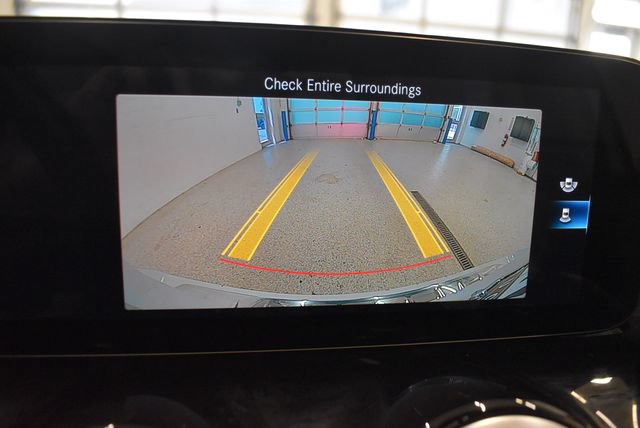 Used 2022 Mercedes-Benz GLB 250 4MATIC image 28