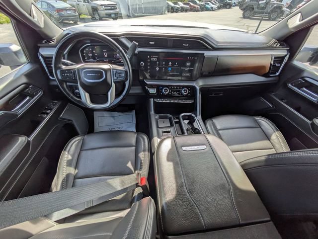 Used 2024 GMC Sierra 2500 Denali w/ Denali Reserve Package AWD/4WD image 32
