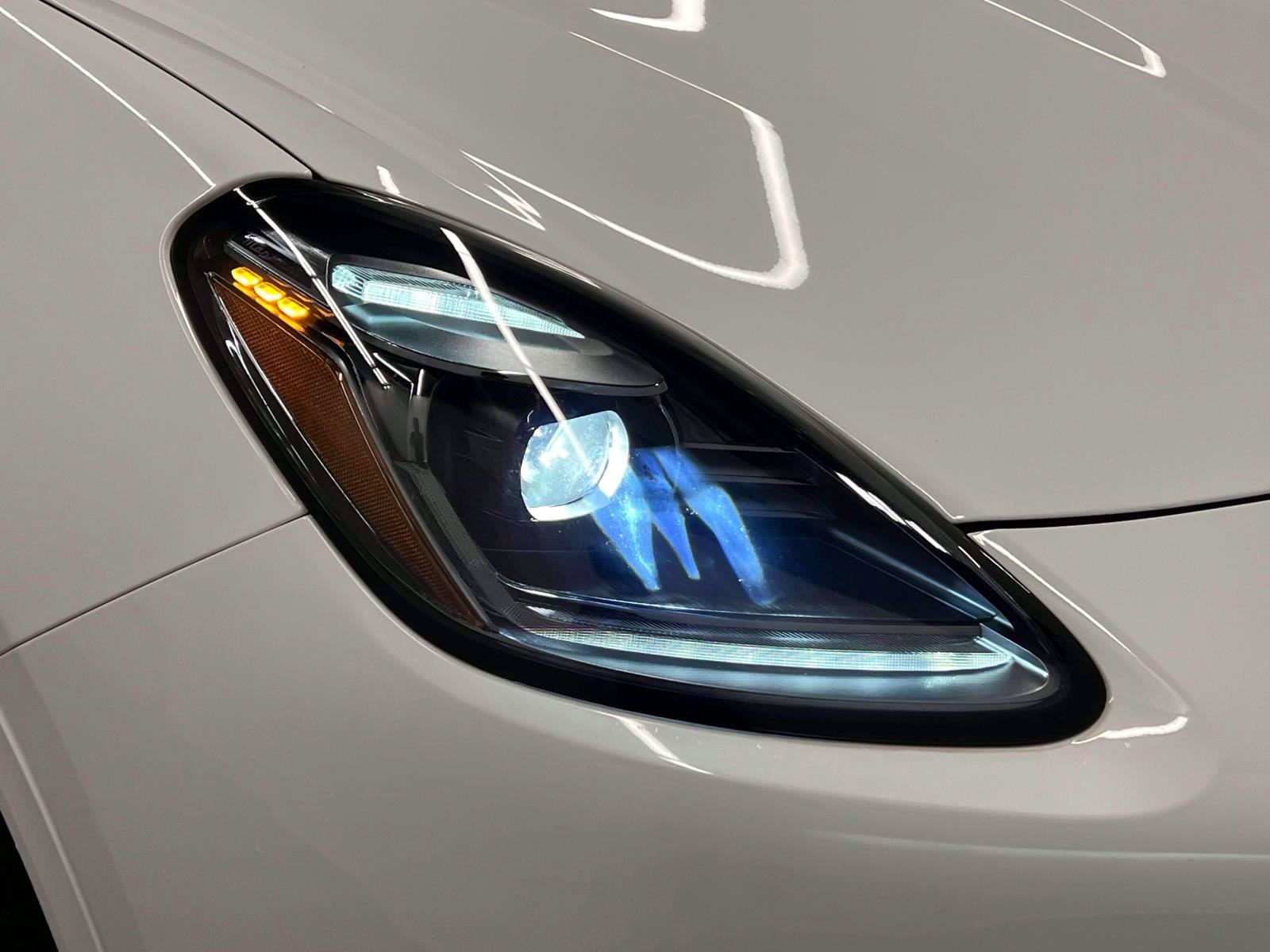 Certified 2023 Maserati Grecale Modena AWD/4WD image 10