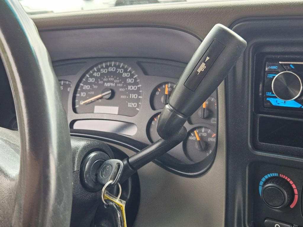 Used 2004 Chevrolet Silverado 1500 LT w/ Light Duty Power Package RWD image 25