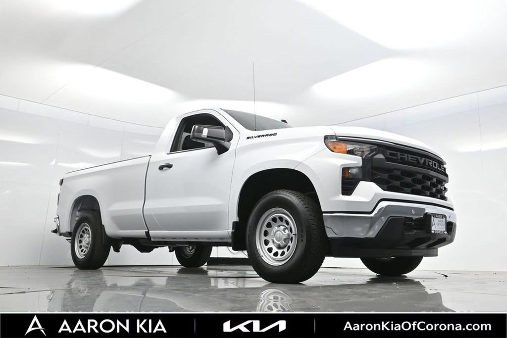 Used 2025 Chevrolet Silverado 1500 W/T w/ WT Safety Package RWD image 2